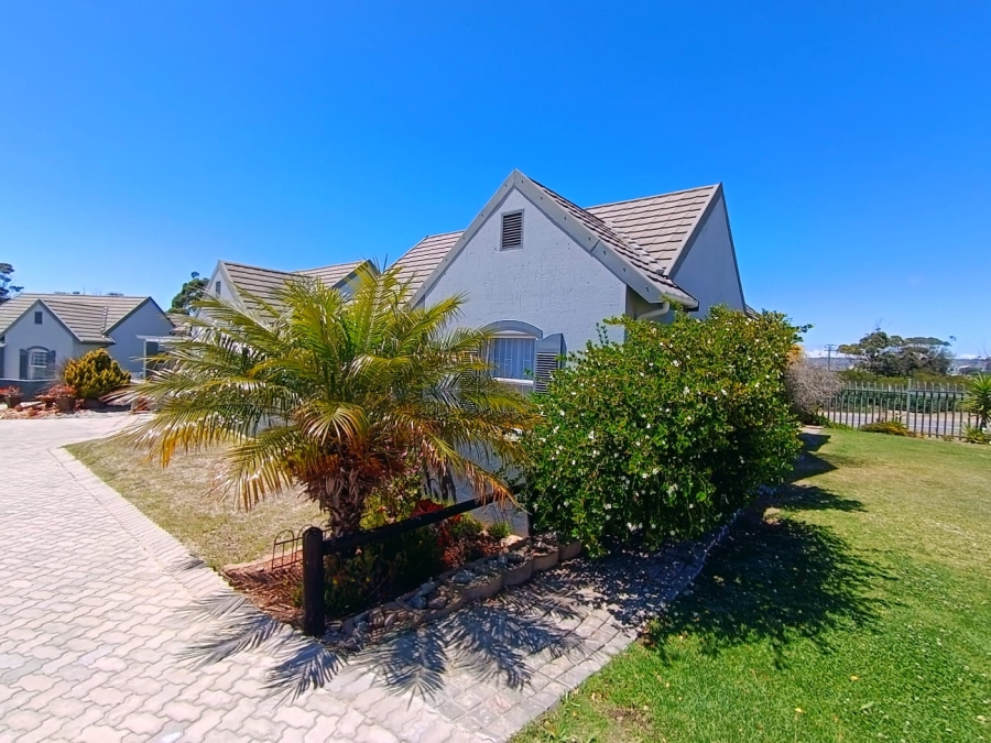 2 Bedroom Property for Sale in Seemeeu Park Western Cape